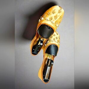 Gold Embroidered Women's Shoes